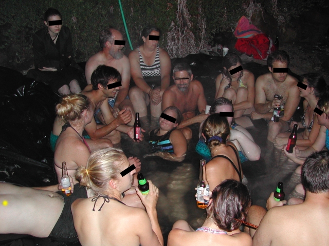 Naked Group Hot Tub - Coed naked hot tubbing - Porn clips